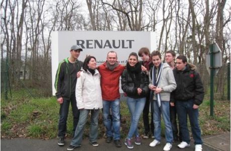 Les élèves de CAP Vendeur Magasinier découvrent Paris et un site logistique