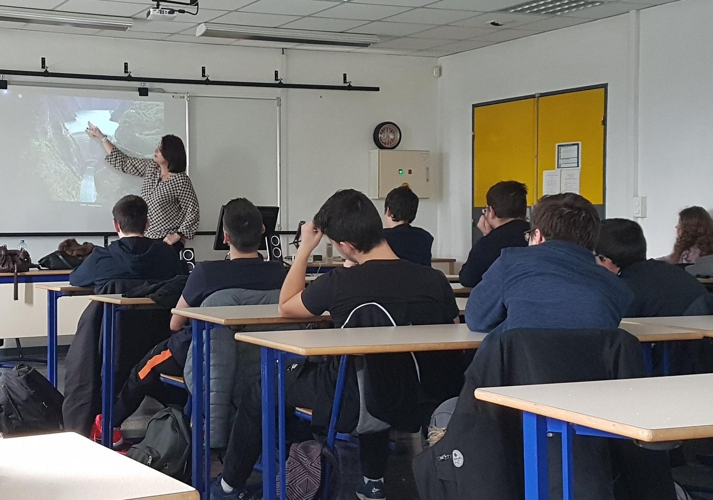 Conférence énergétique pour 3 classes