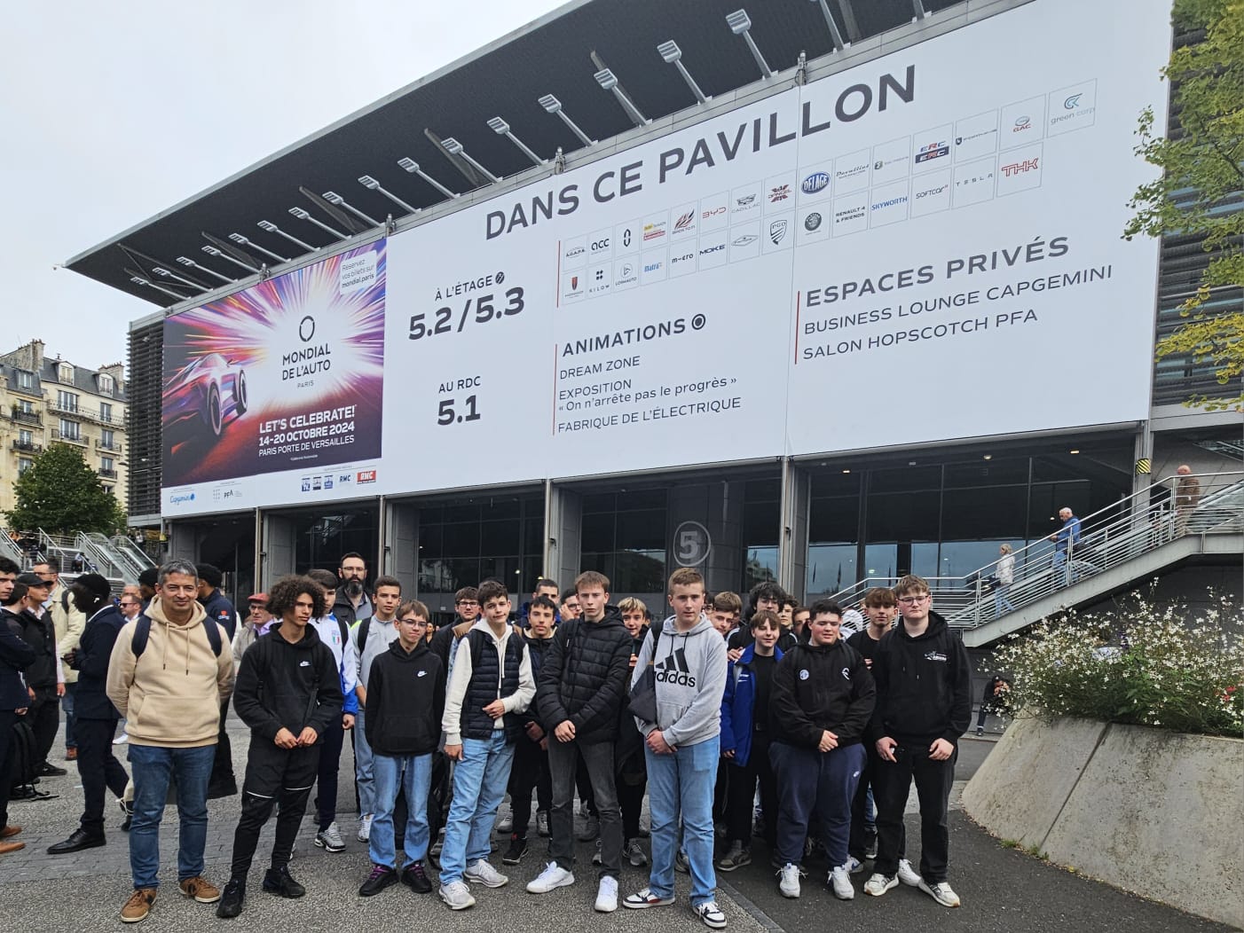 Visite du Mondial de l’Auto à Paris pour les élèves de 2nde Bac Pro MMV1 et 2