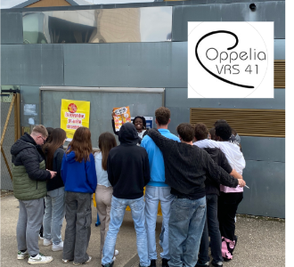 Sensibilisation aux dangers du tabac sur le parvis du lycée